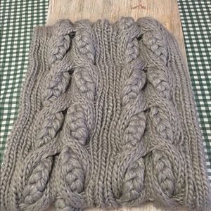 Infinity scarf white inside grey outside